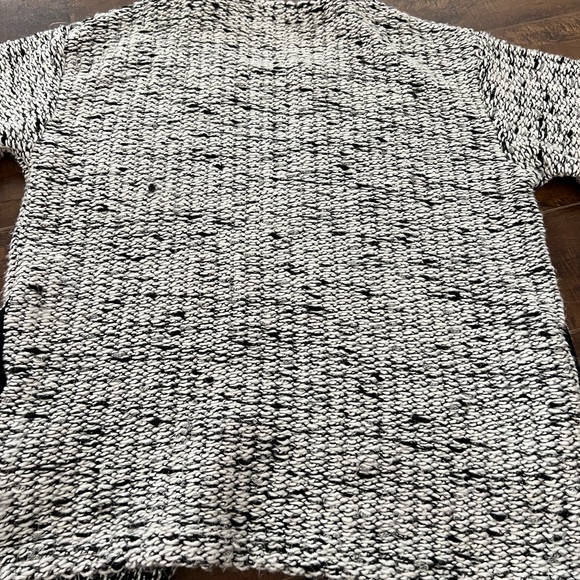 Forever 21 Knitted Cardigan - Picture 8 of 8